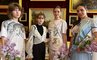 news-slide